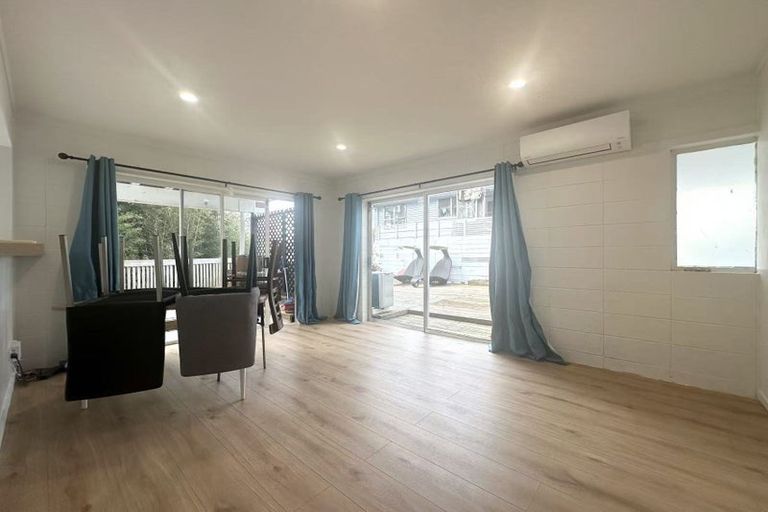 Photo of property in 18 Archers Road, Glenfield, Auckland, 0629