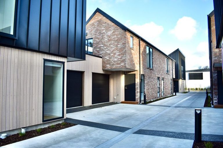 Photo of property in 4/62 Derby Street, St Albans, Christchurch, 8014