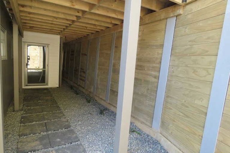 Photo of property in 50u4 Banbury Crescent, Fairfield, Hamilton, 3214