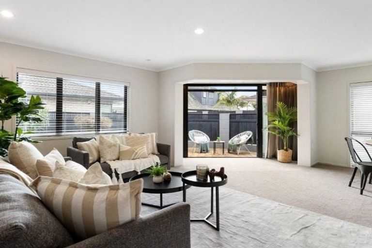 Photo of property in 405b Devonport Road, Tauranga South, Tauranga, 3112