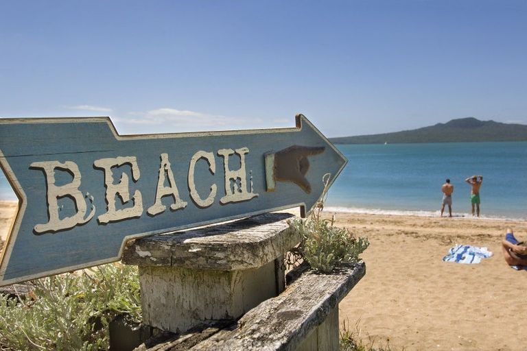 Photo of property in 11 Cheltenham Road, Devonport, Auckland, 0624