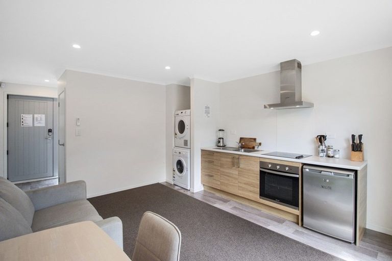 Photo of property in 47u4 Cameron Road, Hamilton East, Hamilton, 3216