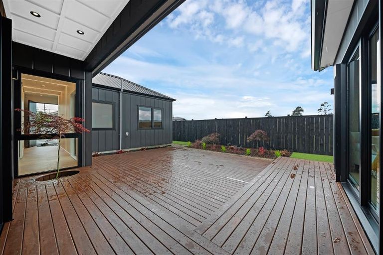 Photo of property in 22 Kakano Street, Clevedon, 2582