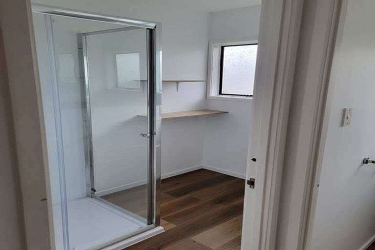 Photo of property in 2/59 Seaview Road, Glenfield, Auckland, 0629