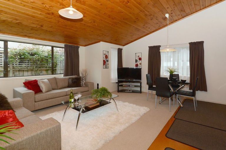Photo of property in 30b Marama Street, Frankton, Hamilton, 3204
