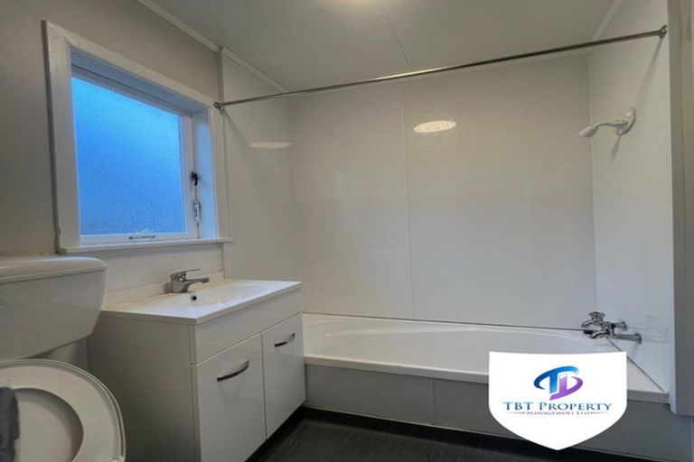 Photo of property in 145 Rosier Road, Glen Eden, Auckland, 0602