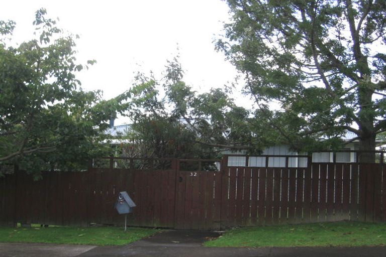 Photo of property in 32 Mildmay Road, Henderson, Auckland, 0610