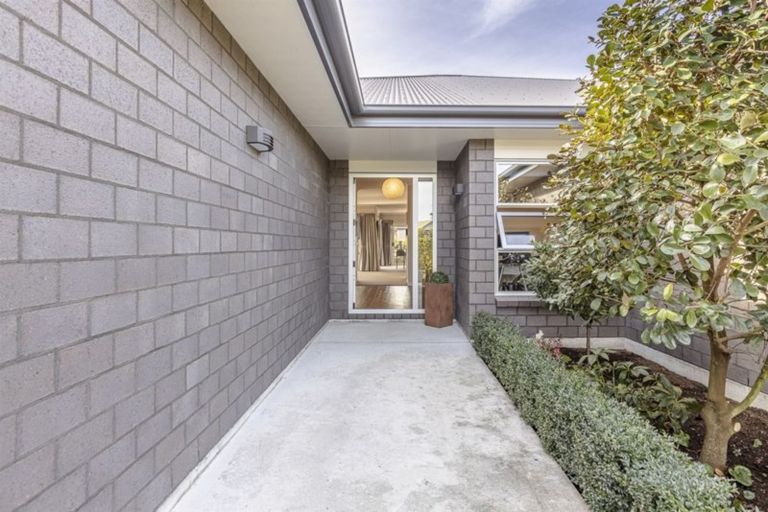 Photo of property in 86a James Line, Kelvin Grove, Palmerston North, 4414