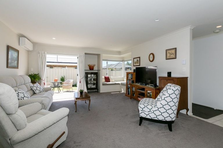 Photo of property in 144b Gloucester Street, Taradale, Napier, 4112