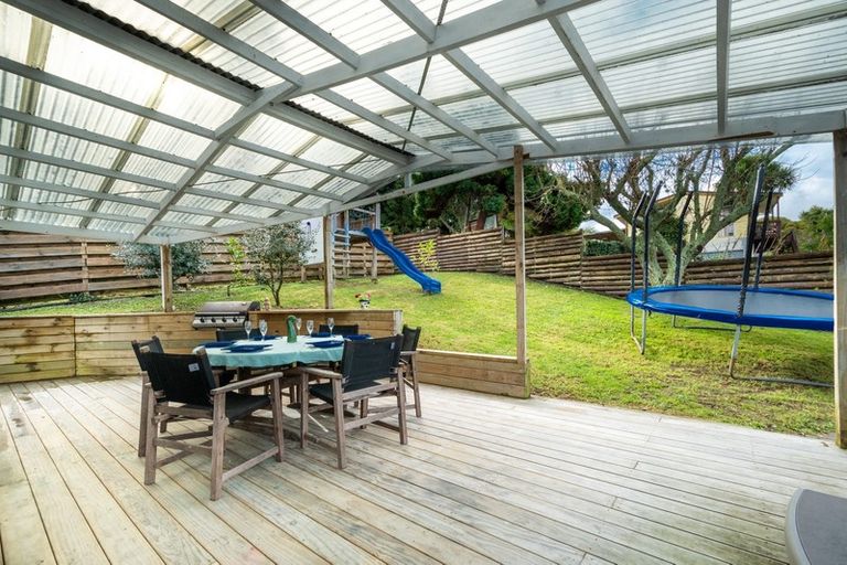 Photo of property in 48 Donovan Avenue, Massey, Auckland, 0614