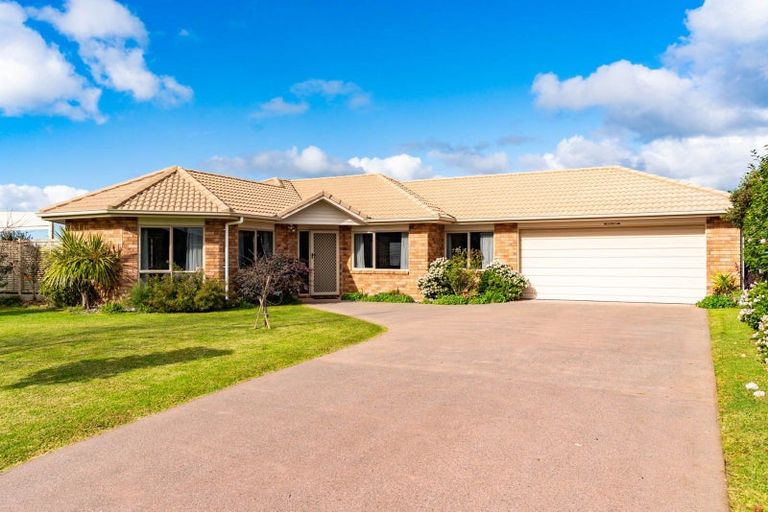 Photo of property in 14 Maxwell Place, Te Kamo, Whangarei, 0112