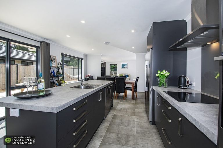 Photo of property in 9 Sycamore Drive, Te Kamo, Whangarei, 0112