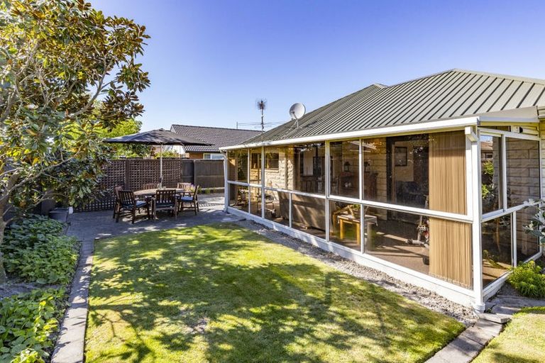 Photo of property in 10 Ben Nevis Drive, Broomfield, Christchurch, 8042