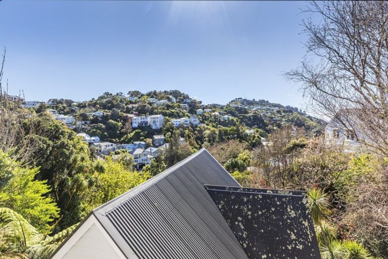 Photo of property in 17 Boundary Road, Kelburn, Wellington, 6012