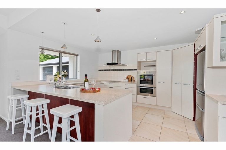 Photo of property in 7 Cairnbrae Drive, Prebbleton, 7604