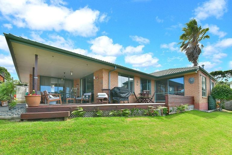 Photo of property in 1157 Whangaparaoa Road, Gulf Harbour, Whangaparaoa, 0930