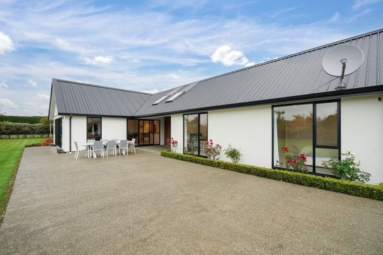 Photo of property in 18 Ruru Avenue, Otatara, Invercargill, 9879