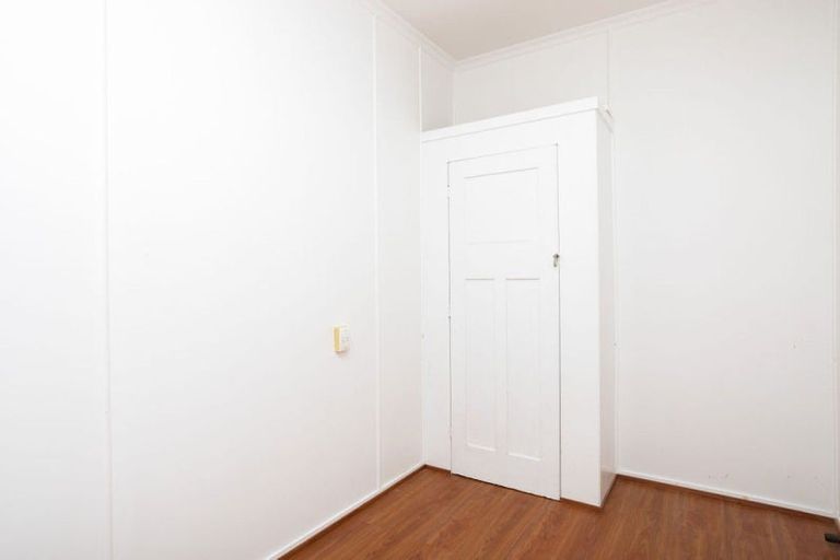 Photo of property in 27 Hospital Street, Dannevirke, 4930