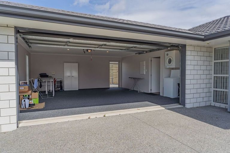 Photo of property in 99 Landing Drive, Pyes Pa, Tauranga, 3112