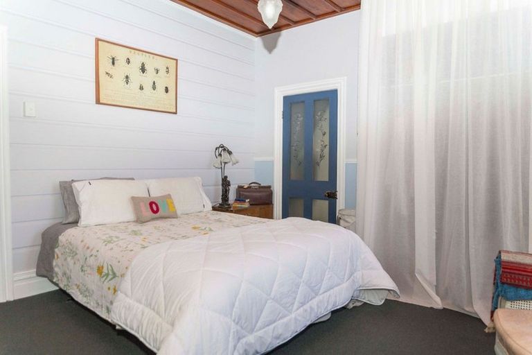 Photo of property in 237 High Street, Dannevirke, 4930