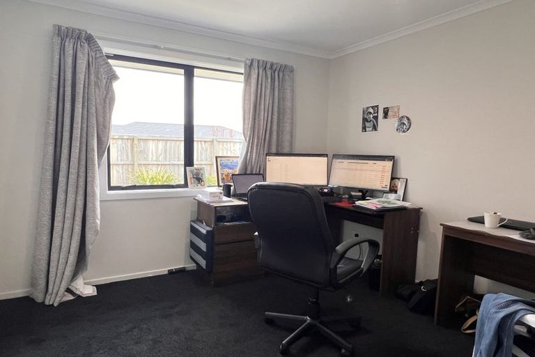 Photo of property in 38 Reuben Avenue, Rolleston, 7615