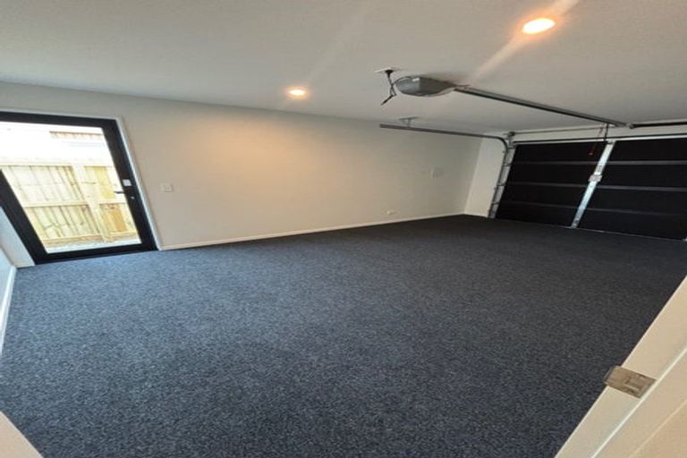 Photo of property in 28 John Gibb Street, Belfast, 8051