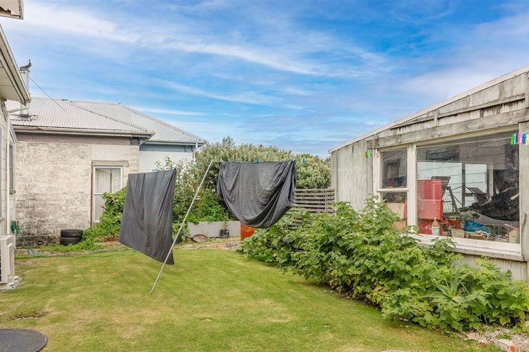 Photo of property in 34 Wakefield Street, Westport, 7825
