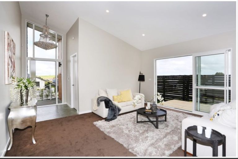 Photo of property in 16 Knoll Rise, Pukekohe, 2120