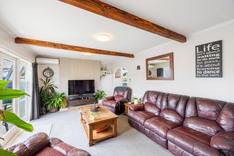 Photo of property in 44 Trinity Crescent, Pirimai, Napier, 4112