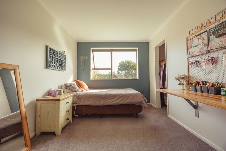 Photo of property in 93 Cemetery Road, Sanson, Palmerston North, 4479