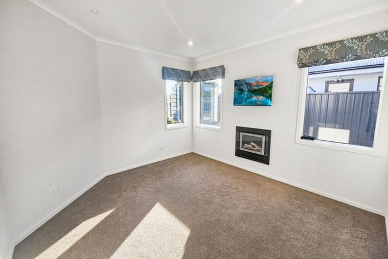 Photo of property in 28 Matariki Avenue, Frimley, Hastings, 4120
