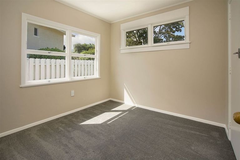 Photo of property in 10 Fergusson Street, Stoke, Nelson, 7011