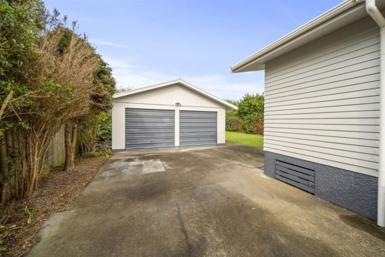 Photo of property in 22 Iredale Road, Hawera, 4610