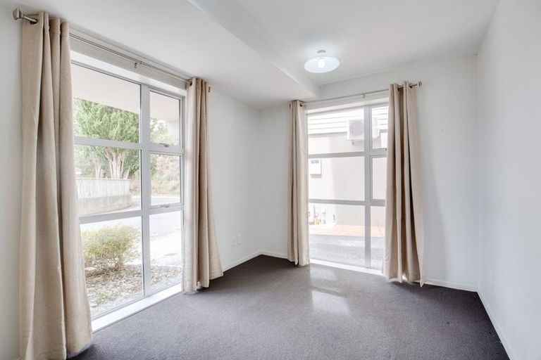 Photo of property in 3a Anderson Terrace, Mount Cook, Wellington, 6021