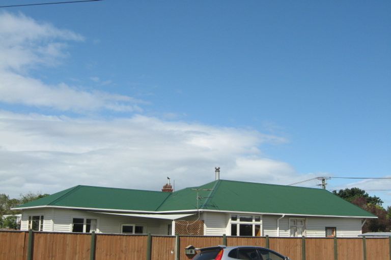 Photo of property in 2 Spring Grove Street, Spreydon, Christchurch, 8024