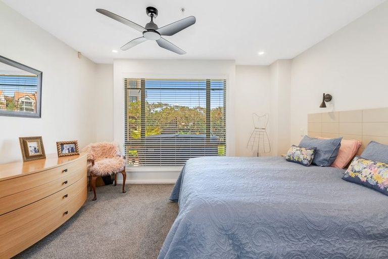 Photo of property in 41 Waterside Crescent, Gulf Harbour, Whangaparaoa, 0930