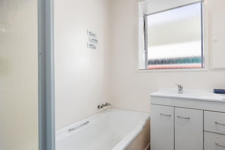 Photo of property in 213 Bower Avenue, North New Brighton, Christchurch, 8083