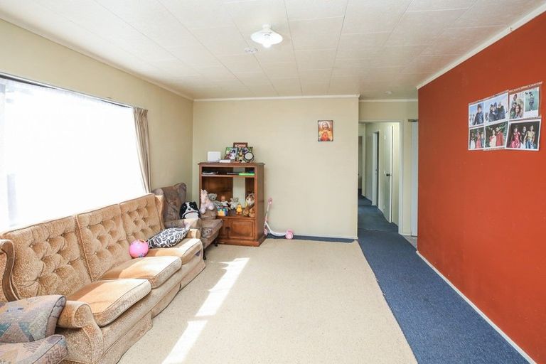 Photo of property in 24a Pollen Crescent, Melville, Hamilton, 3206