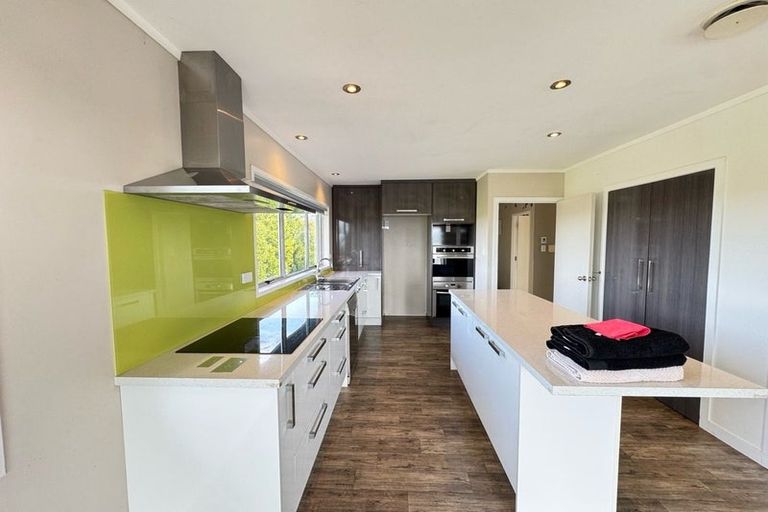Photo of property in 86 Glamorgan Drive, Torbay, Auckland, 0630