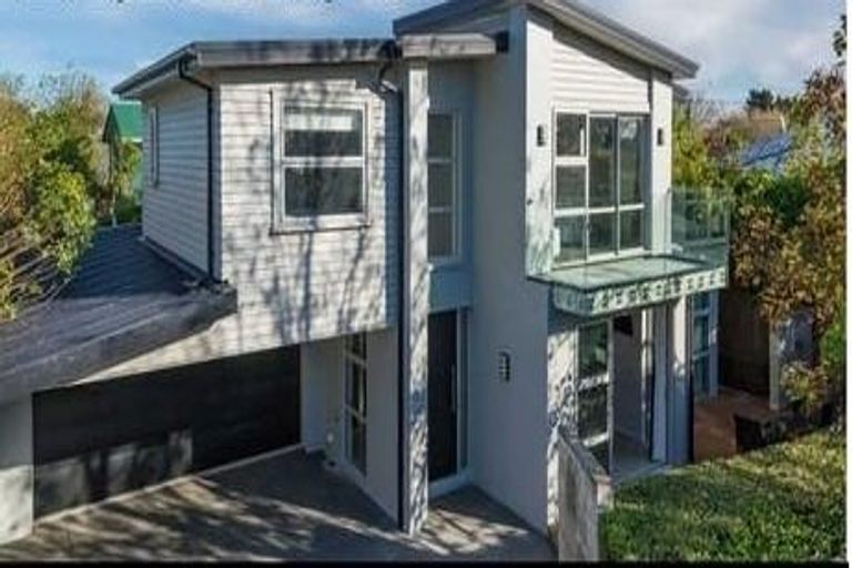Photo of property in 200a Edgeware Road, Edgeware, Christchurch, 8013