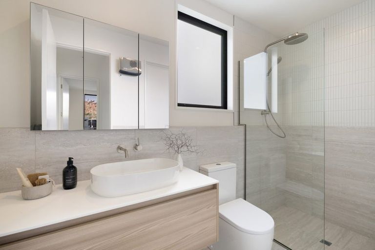 Photo of property in 6/2 Courtenay Street, St Albans, Christchurch, 8014