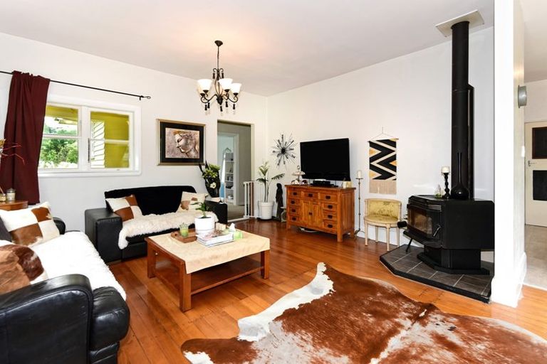 Photo of property in 239 Whitecliffs Road, Whitecliffs, Coalgate, 7673