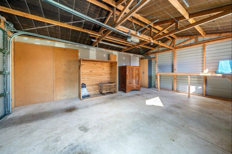 Photo of property in 44 Fitzroy Road, Fitzroy, New Plymouth, 4312