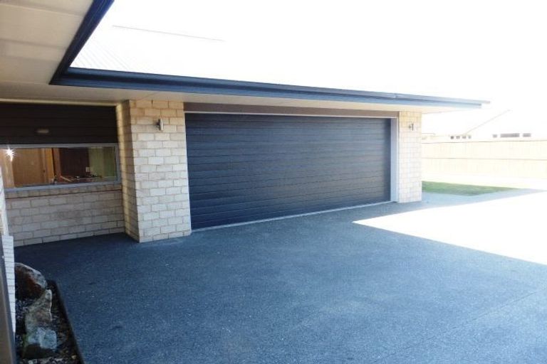 Photo of property in 4 Ryton Way, Wigram, Christchurch, 8025