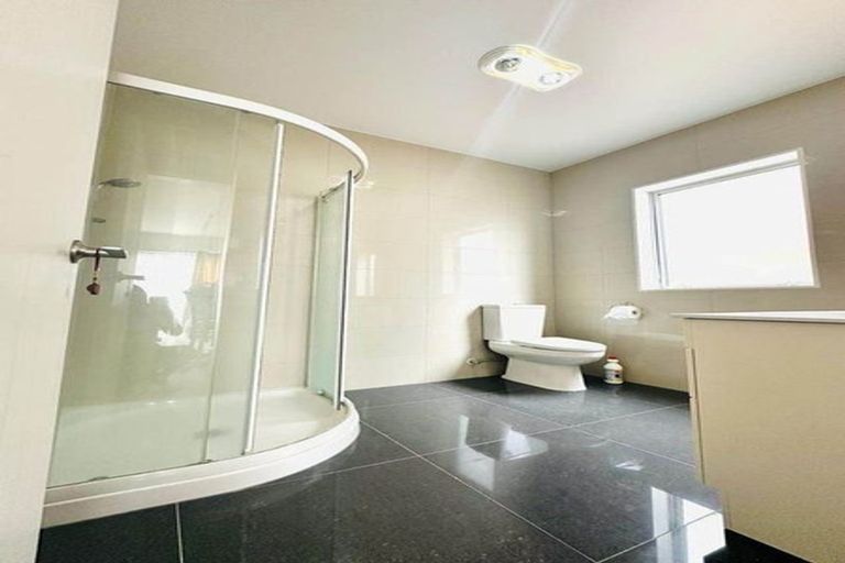 Photo of property in 5 Aster Place, Flat Bush, Auckland, 2019