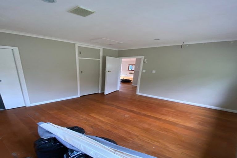 Photo of property in 52 Chamberlain Road, Karori, Wellington, 6012