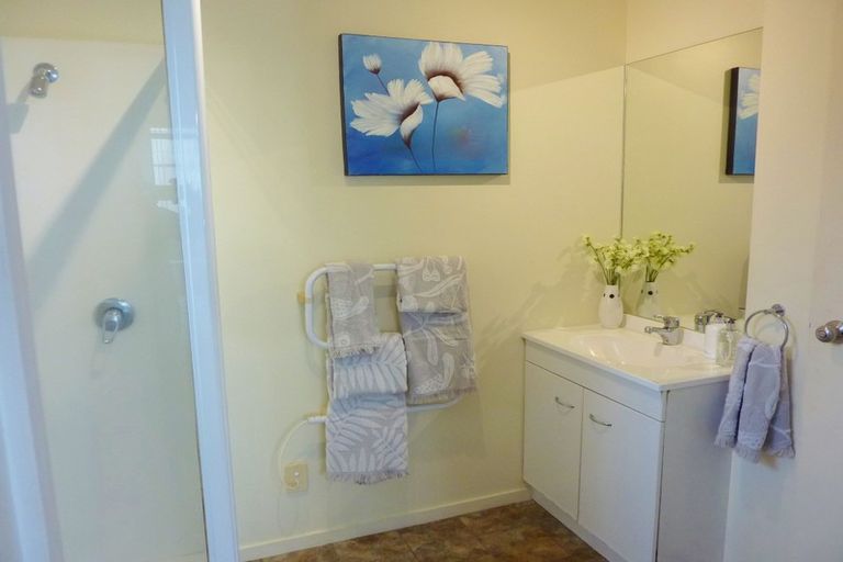 Photo of property in 1/7 Mably Court, Stanmore Bay, Whangaparaoa, 0932