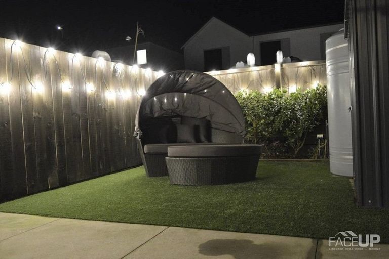 Photo of property in 63 Glidepath Road, Hobsonville, Auckland, 0616