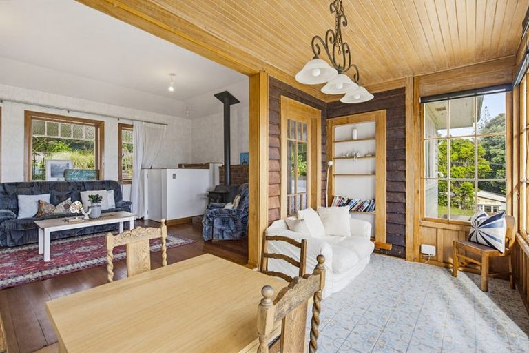 Photo of property in 7 Tangahoe Street, Paekakariki, 5034