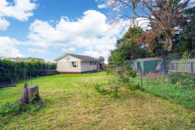 Photo of property in 114 Don Buck Road, Massey, Auckland, 0614